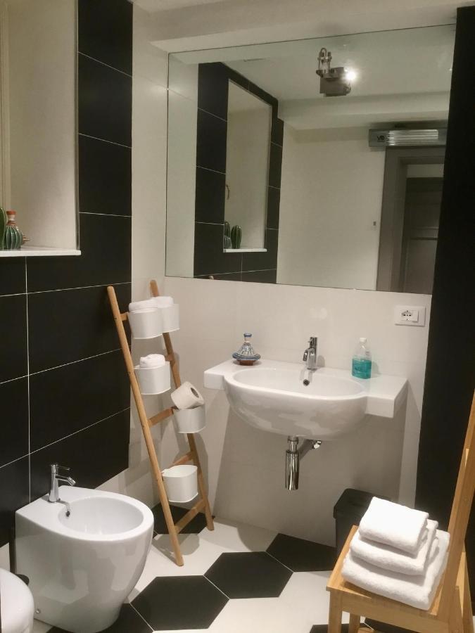 Torre Guinigi Luxury Loft Nel Centro Storico Di Lucca 아파트 외부 사진